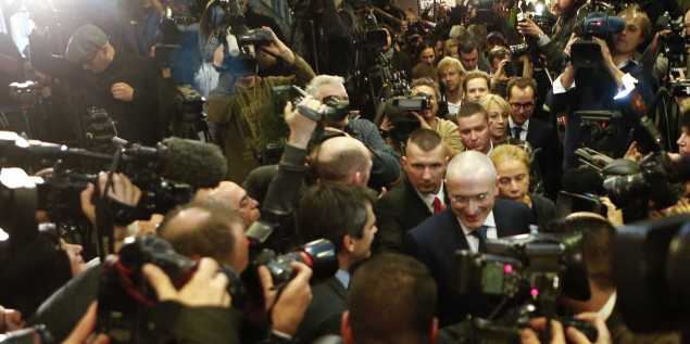 russia-ordered-to-pay-50-billion-to-shareholders-of-putin-foes-defunct-oil-giant